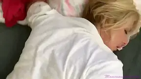 Brianna Beach - Hot Milf Foot Fetish