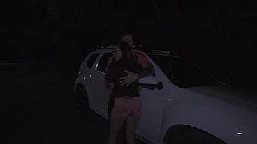 LA FOLLÉ POR EL CULO A LA NOVIA DE MI MEJOR AMIGO EN UN PANTANO