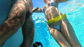 all natural milf julia north underwater anal in the pool