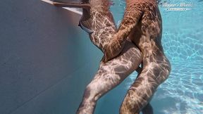 all natural milf julia north underwater anal in the pool