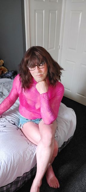 crossdressing juniper beri in pink