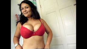 Brazilian BBW shows off her sexy body on cam show in the shower