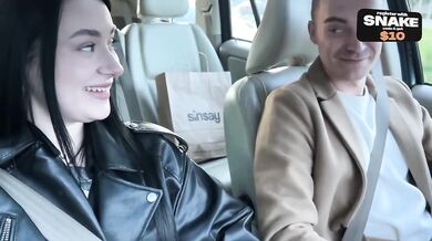 Amateur Brunette Facesitting Orgasm Destroyed His Face