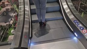 shopping with cum in my shoe HD mp4 1920x1080