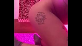 pendeja rica con cara de puta, se toca
