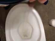 【個人撮影・おしっこ】デカチン　おしっこ動画　変態素人　日本人