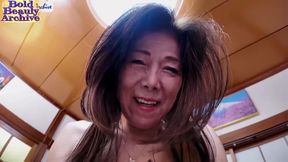 Lonely Daytime Wife Seeks Bold Escape While Husband Away Sparks Secret Thrill