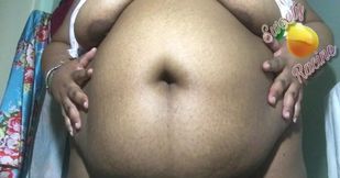 SSBBW Shows off Big Belly