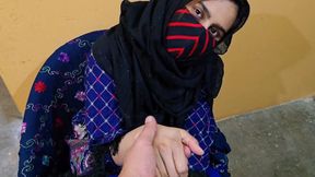 Hijab Muslim Girlfriend Coming Home Again-cum in Pussy