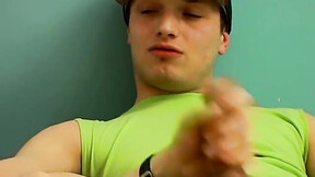 ”Sweaty & heavy smoked sex by straight buddies Jarmil Jagr & Sivok”