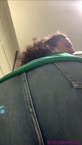 Follow Goddess Amanda to the toilet