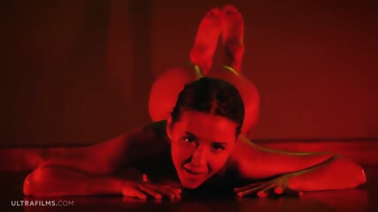 Girl Solo