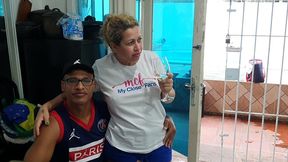 paty bumbum faz tatuagem com a buceta aberta e paga com a xereca . mirella mansur - alex lima - alemao tatuador