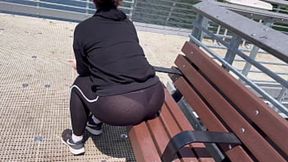 Gigantic Booty VPL in Public