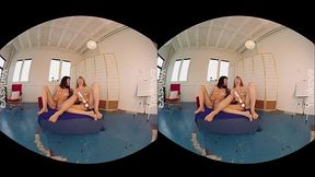 Yanks Olive &amp_ Verronica Orgasming