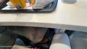 Sklaven Frühstück beim Mc Donalds