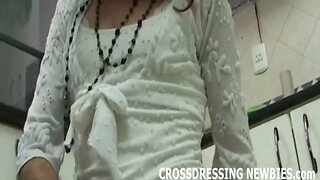 A Chance to Feel What It`s Like to Be a Woman - Let`s Start with a Little Makeup!