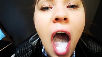 Blowjob and Cumshot on public dressing cabinet