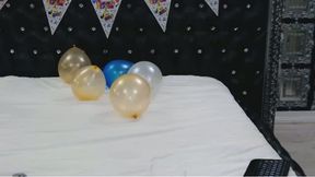 Young Curvy Girl Dances Naked on Her Bed
