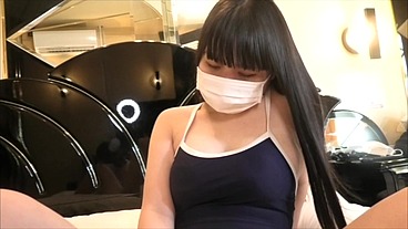 恥ずかしながらパイパンおまんこを指でクチュクチュ鳴らして痙攣オナニーでイキまくりました。