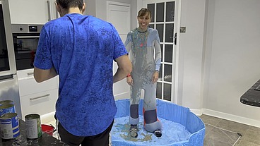 Wetsuit Filling with Messy Substances