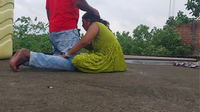 Amateur couple shares randy outdoor romp on the roof