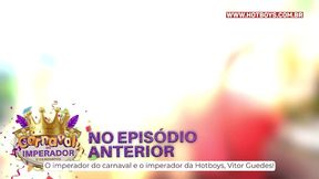surubao com atores e amadores na piscina