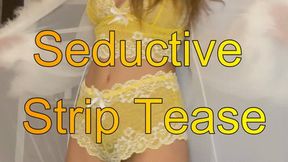 Sheet Robe Yellow Lingerie Strip Tease Ass Shaking