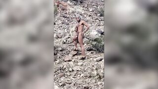 CAUGHT URINATING! Kennie Jai gets caught outside Vegas.