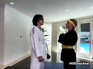 Karate winner gets to booty screw that marvelous cougar