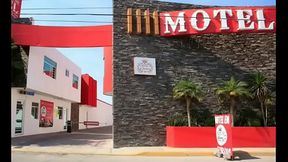 Gritos geniales de placer de mi esposa