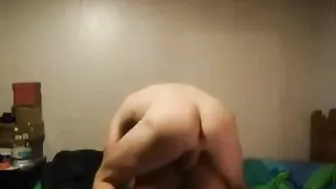 Mature white daddy barebacks young Asian twink in amateur anal scene