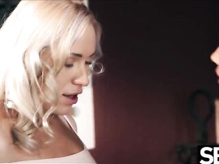 Watch Asian hottie and hot blonde girlfriend eat vagina avidly