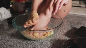 Making Cookies with my Feet - Watch my Feet get Messy in the Kitchen
