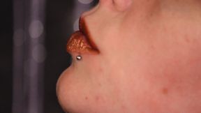 Cum on my metalic lips: six loads