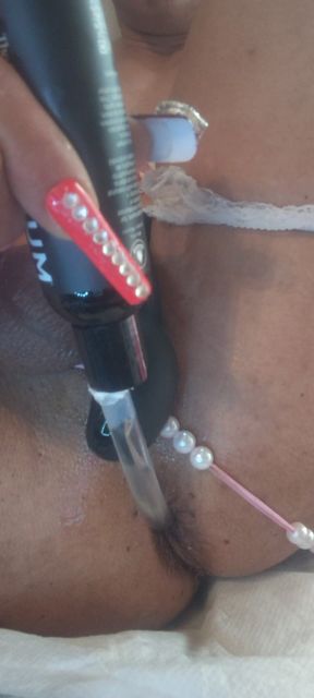 Expanding my Sissy hole
