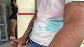 bati uma punheta em publico pra soraya castro