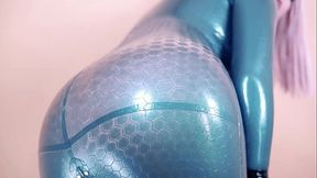 Wearing new latex catsuit and enjoy