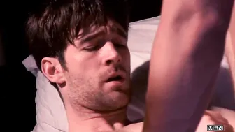 First-Time Twink Shoots Hands-Free During Bareback Anal