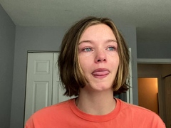Brunette Solo Webcam Masturbation