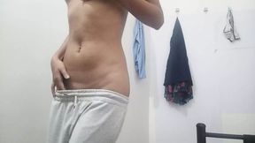 Filthy Broad Captures Her Own Orgasmic Ride