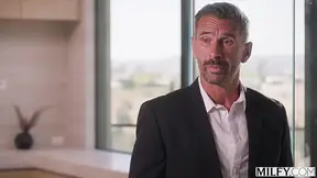 MILFY BBC-Crazy MILF Phoenix Marie Goes Airtight While Hubby Films