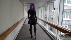 Going out completely in Latex and Female Mask 20 cm Boots and Corset