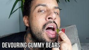 Devouring gummy bears and a close-up of a giant tongue - Lalo Cortez