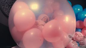 Saskia pops a lot of pink Balloons in her Climb In Balloon 4K UHD Version