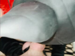 mother I'd like to fuck succhia il cazzo e ci gioca con i piedi ????gran pompino????