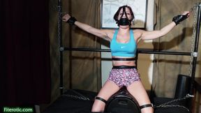 Wrestler Sarah Brooke Sybian Ride