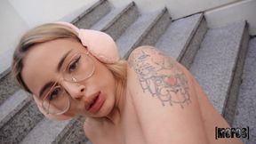 Sizzling Public Encounter with Blonde Latina Ignites Outdoor Lust