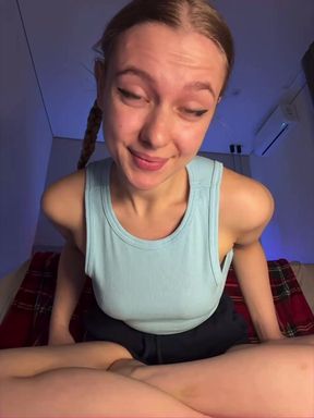 Masturbating and squirt while fucking pussy