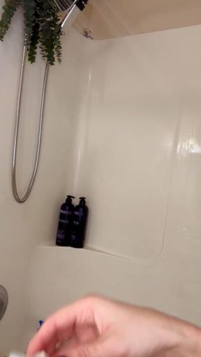 3 min Watch me shower with my latex gloves and pleasure myself with the shower head and gloves 🧤💦🥵🔥🛀🏼🚿🧽🧼
